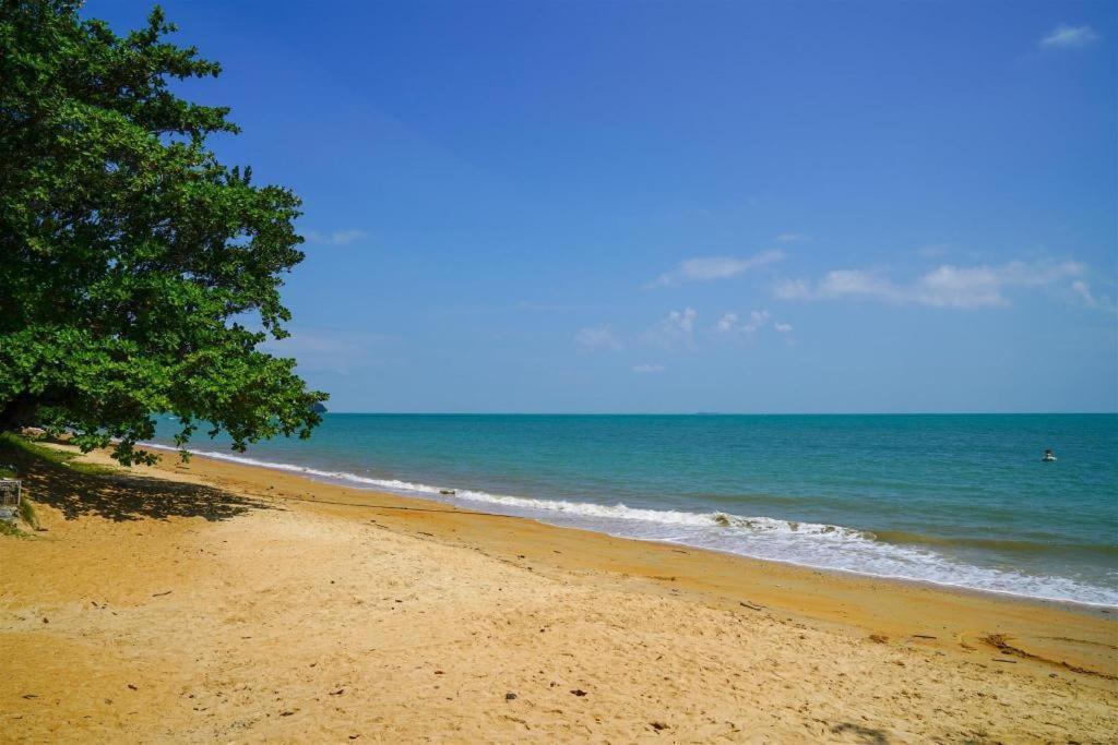 Oyo Homes 90499 Marina View Villas Port Dickson Ngoại thất bức ảnh